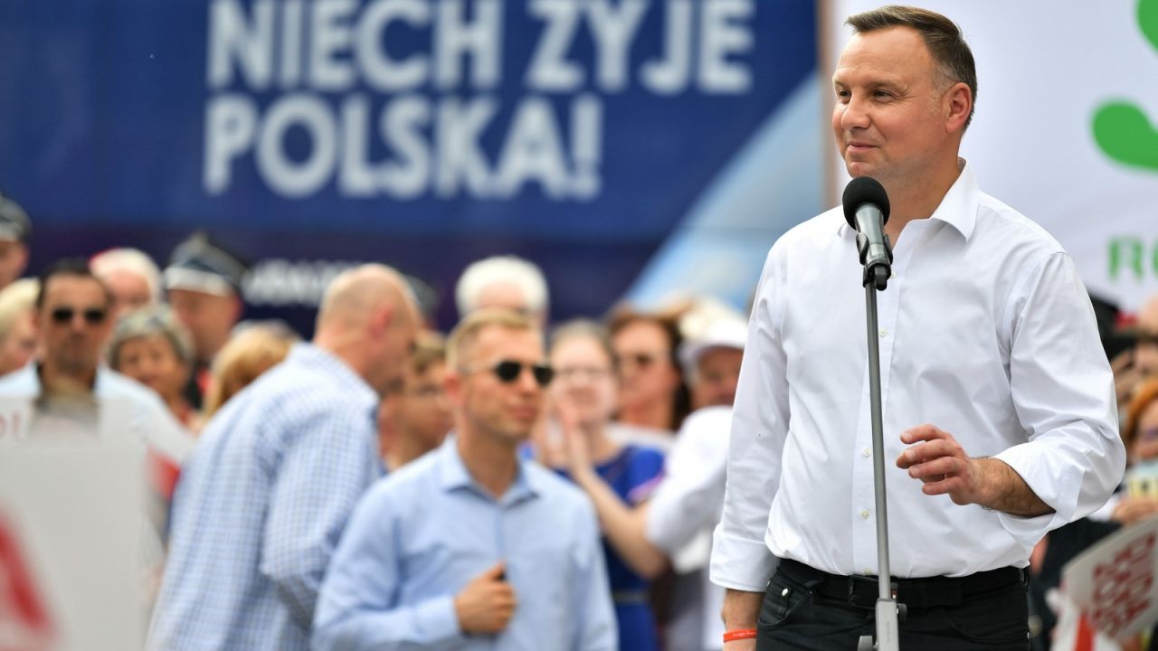 Kaczyński: Andrzej Duda musi być prezydentem; to człowiek ...