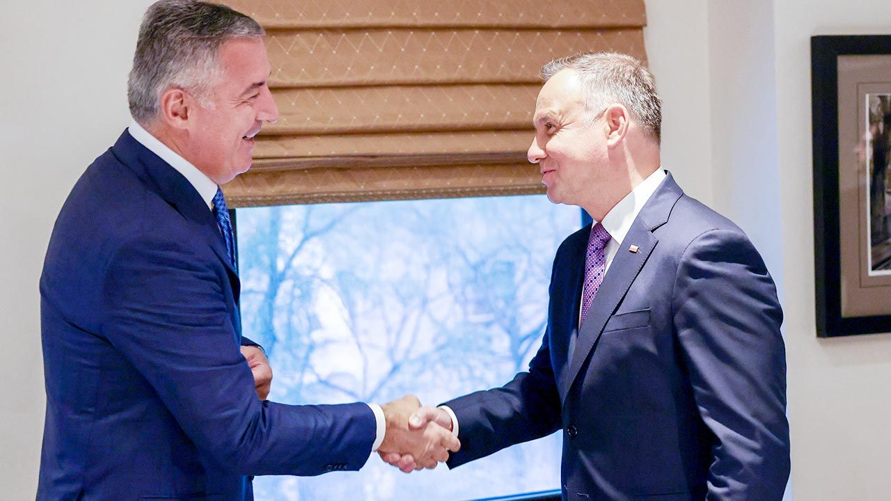 Prezydent RP Andrzej Duda spotkał się w środę w Nowym Jorku z prezydentem Czarnogóry Milo Djukanovićem (fot. PAP/Jakub Szymczuk/KPRP) Prezydent RP Andrzej Duda spotkał się w środę w Nowym Jorku z prezydentem Czarnogóry Milo Djukanovićem (fot. PAP/Jakub Szymczuk/KPRP)