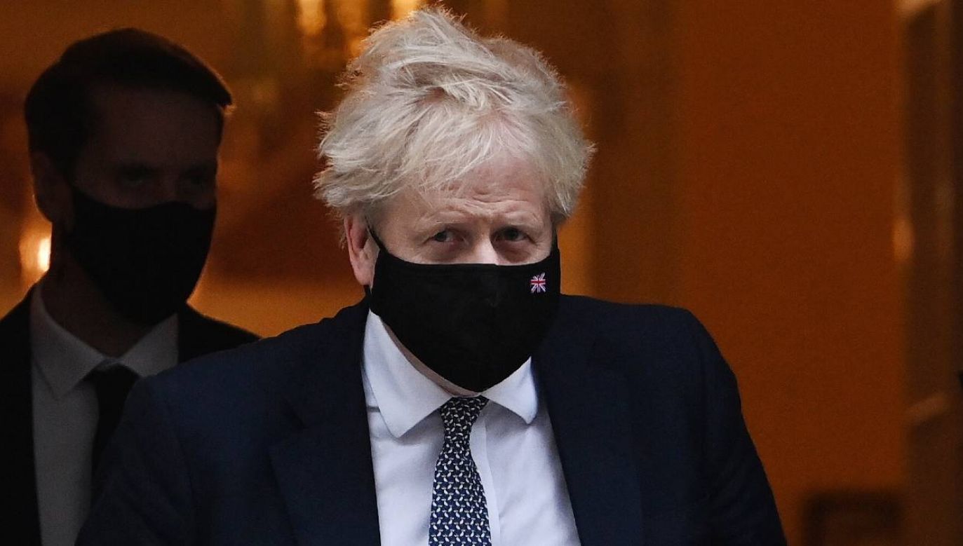 Boris Johnson zapewnia, że nie złamał prawa (fot. PAP/EPA/ANDY RAIN)