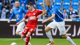 Szymon Pawłowski, Martin Bukata i Paulus Arajuuri (fot. PAP/Jakub Kaczmarczyk)