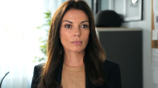 N: W cieniu szaleństwa