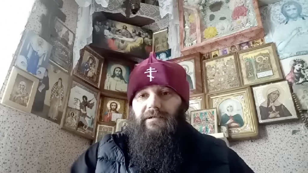 Кіраўнік групы Леанід Усаў (Засіма). Скрыншот з відэа: Схимитрополит Зосима Будь верен до смерти / YouTube
