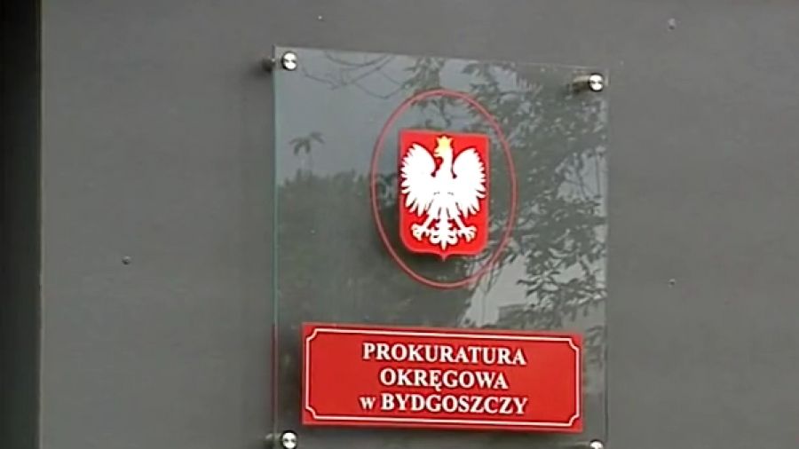 Prokuratura Okręgowa w Bydgoszczy postawiła zarzutowi strażackiemu dowódcy akcji nad jez. Lepusz