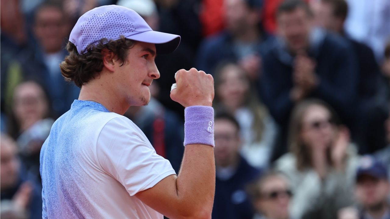 Joao Fonseca wyeliminował Huberta Hurkacza w pierwszej rundzie French Open (fot. Getty Images)