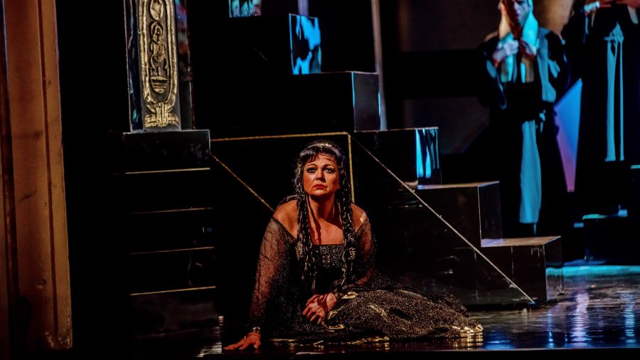 Małgorzata Walewska w roli Amneris. Fot. Krzysztof Bieliński