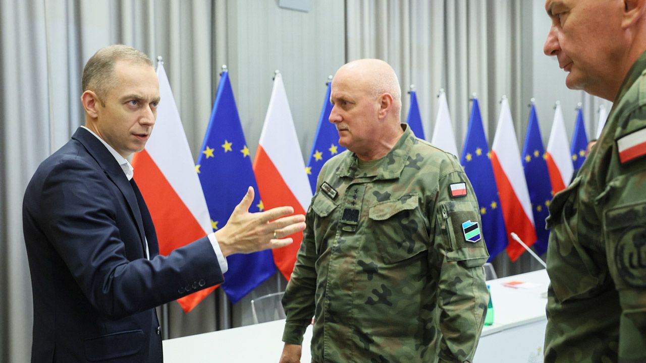 Sytuacja pogodowa stabilizuje się, ale zagrożenie nie minęło
