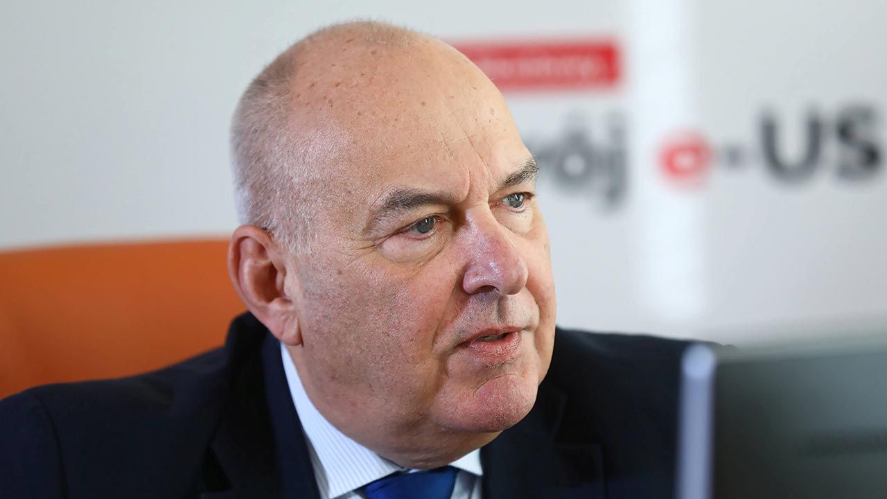 Szef resortu finansów Tadeusz Kościński podsumowuje uszczelnienie VAT (fot. PAP/Rafał Guz) Szef resortu finansów Tadeusz Kościński podsumowuje uszczelnienie VAT (fot. PAP/Rafał Guz)