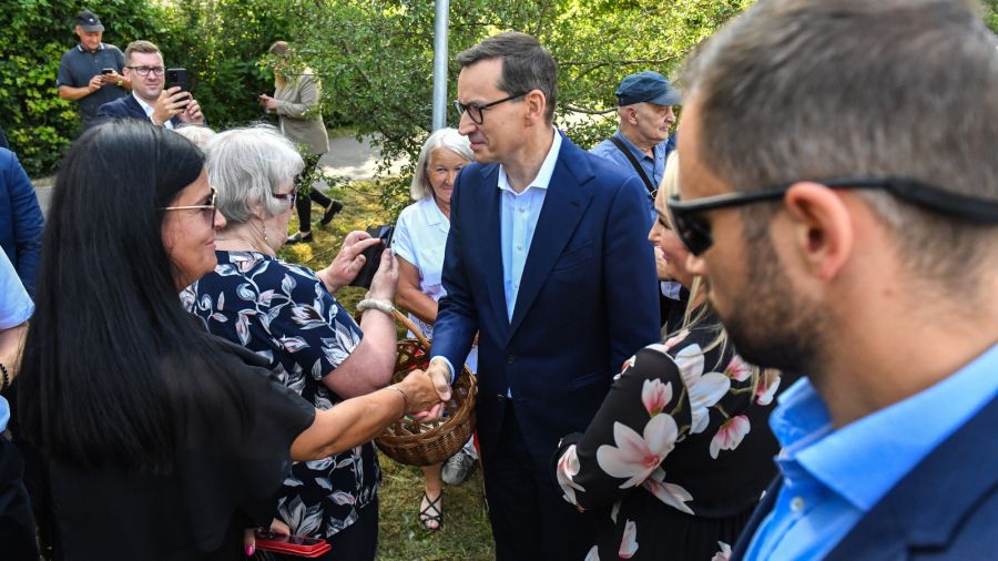 Premier Mateusz Morawiecki Podczas Wizyty W Brojcach 7089