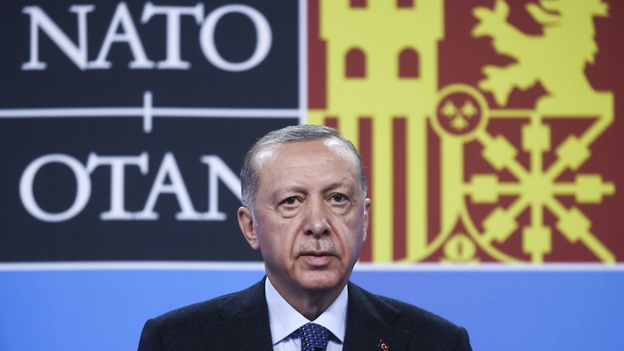 Recep Tayyip Erdogan nie zgadza się na rozszerzenie NATO o Szwecję i Finlandię (fot. Beata Zawrzel/NurPhoto via Getty Images)