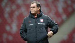 Jan Urban poprowadzi w listopadzie reprezentację Polski przeciwko Holandii oraz Malcie (fot: PAP) Jan Urban poprowadzi w listopadzie reprezentację Polski przeciwko Holandii oraz Malcie (fot: PAP)