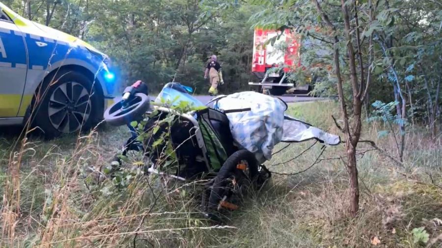 Kierowca samochodu, który wjechał w pielgrzymów, był pod wpływem alkoholu. Fot.  KP PSP Radomsko