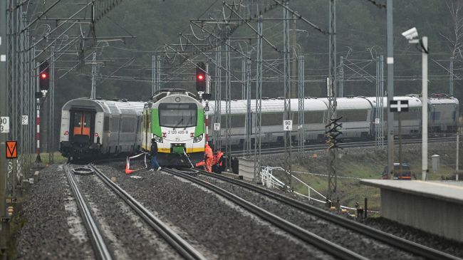 Niemieckie media o akcie dywersji na polskiej kolei (fot. PAP) (fot. PAP)