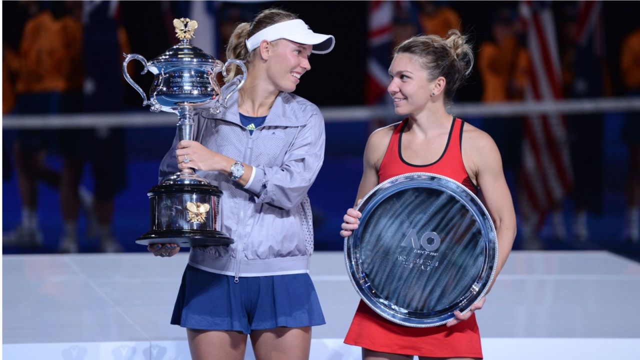 Caroline Wozniacki i Simona Halep (fot. Getty)
