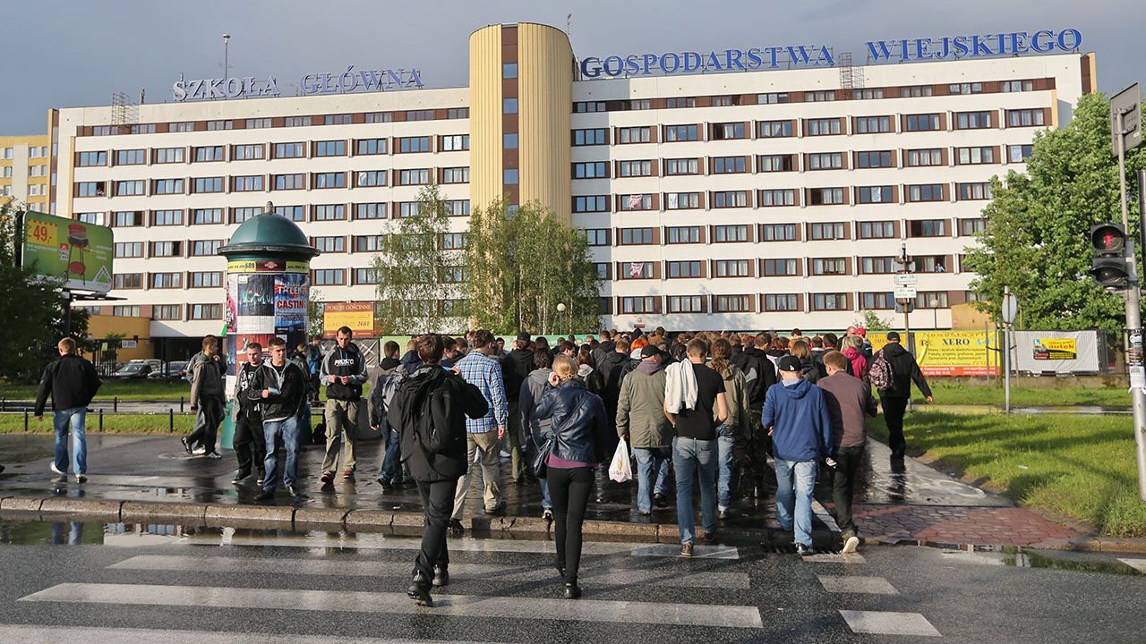 Uczelnia zaleca kroki, które teraz powinni podjąć studenci (fot. arch.PAP/Rafał Guz) Uczelnia zaleca kroki, które teraz powinni podjąć studenci (fot. arch.PAP/Rafał Guz)