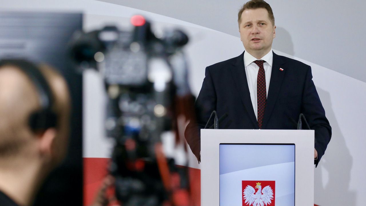 Nauczyciele i akademicy mogą zostać zaszczepieni przeciw COVID-19 w ramach I etapu (fot. PAP/P.Supernak) Nauczyciele i akademicy mogą zostać zaszczepieni przeciw COVID-19 w ramach I etapu (fot. PAP/P.Supernak)