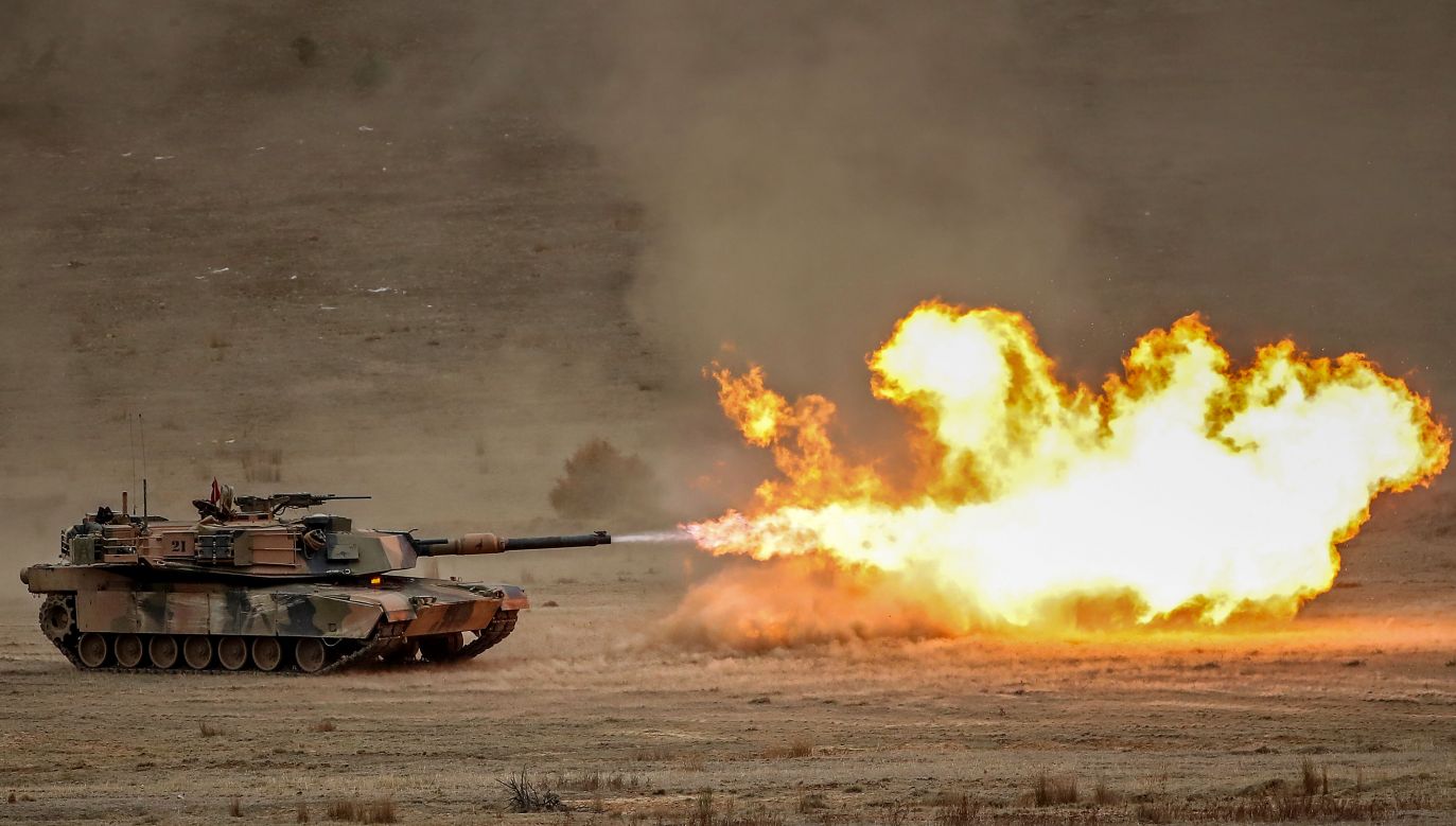 M1A1 Abrams main battle tank fires during Exercise Photo: Getty Images 